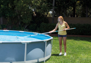 INTEX | Pool Cleaning Curved Wall Brush | 42129053