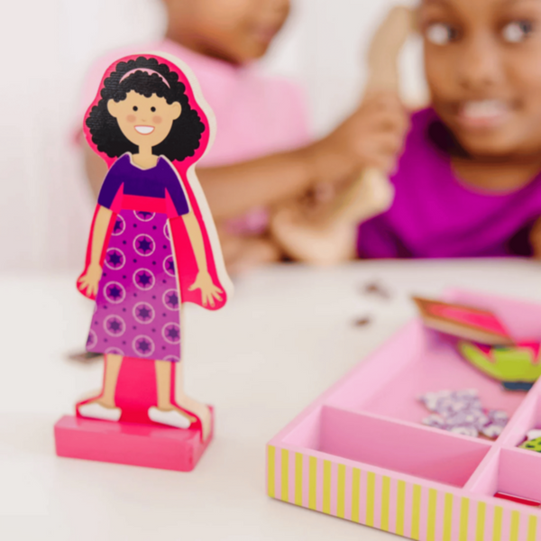 MELISSA & DOUG | Abby & Emma Magnetic Dress-Up Set 3+ years | 46004940
