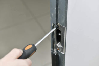 BLACK + DECKER | Hand Tool Kit 108Pcs | BMT108C