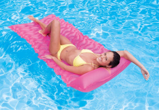 INTEX | Tote 'N FloatÂ® Inflatable Wave Mats - Assorted Colors | 42158807