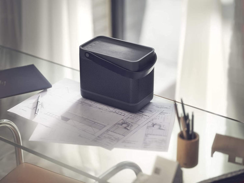 B&O | BEOLIT 20 Powerful Bluetooth speaker Black Anthracite | TE0156955