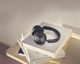B&O | BEOPLAY HX Comfortable Wireless Over-Ear Headphones Black Anthracite | TE0165097
