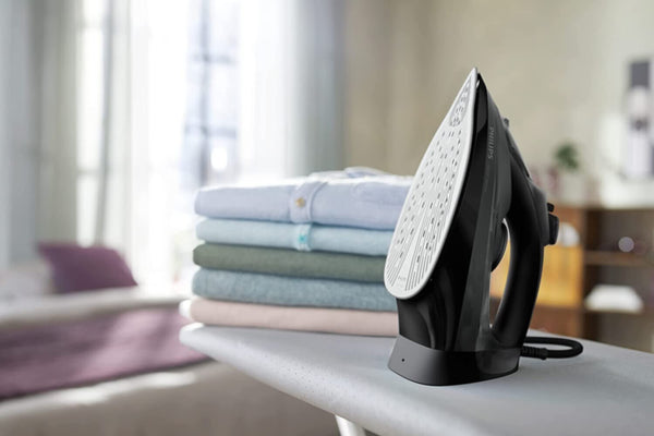 PHILIPS | 5000 Series Steam Iron 2600W Black | DST5040/86
