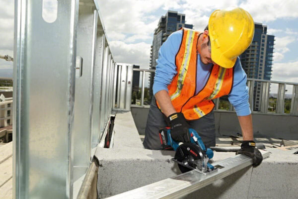 BOSCH | Professional Circular Saw Bare Tool | GKM 18 V-LI
