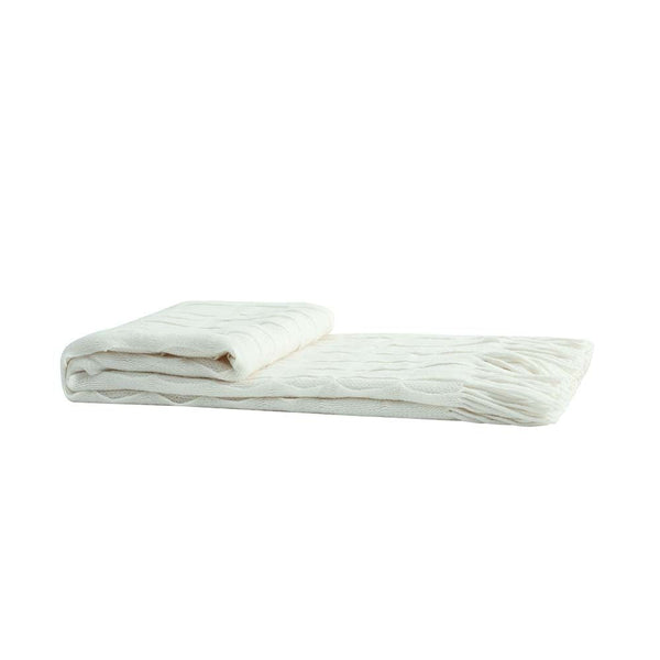Takisha Knitted Throw 127X176Cm White | 811500137711