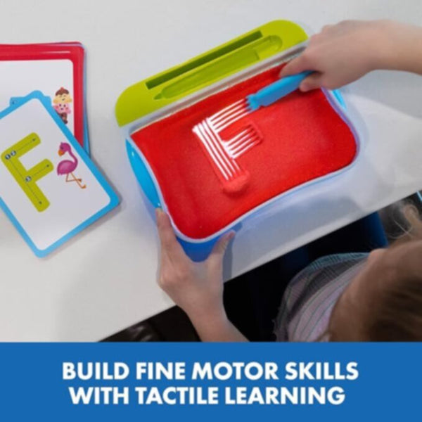 LEARNING RESOURCES UK| Light-Up Tracing Center | EI-1699
