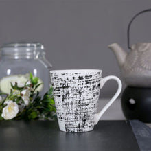 DANUBE | Graphic Print New Bone Porcelain Mug 300 Ml Q84000050 | 812000101945