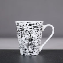 DANUBE | Graphic Print New Bone Porcelain Mug 300 Ml Q84000050 | 812000101945