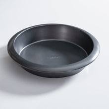 FISSMAN | Ramona Round Pan 29.5X5.2 cm - Silver Grey | 812000700662