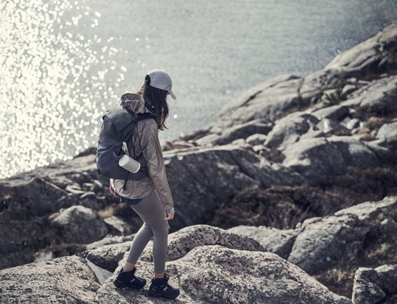 B&O | BEOSOUND EXPLORE Waterproof Outdoor Speaker Grey Mist | TE0170190