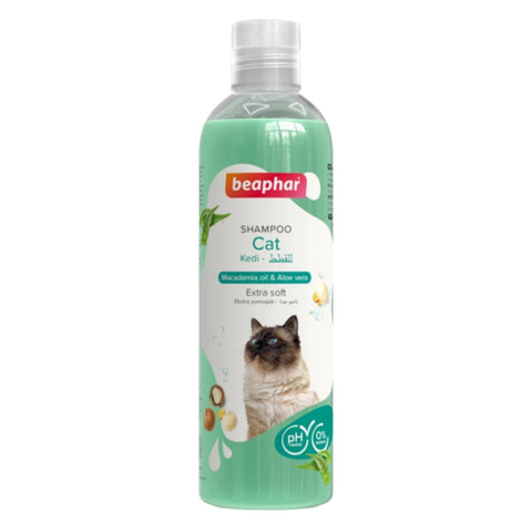 BEAPHAR | Shampoo Macadamia Oil and Aloe vera for Cats-250 ml