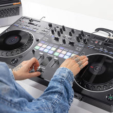 PIONEER | Scratch-style 2-channel performance DJ controller Black | DDJ-REV5