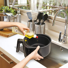 BLACK + DECKER | Air Fryer Aero fry 1500W 2.5Ltr 800g Black/Silver | AF200-B5