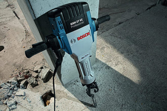 BOSCH | Professional Breaker with 28 MM Toolholder Vibration Control | GSH 27 VC