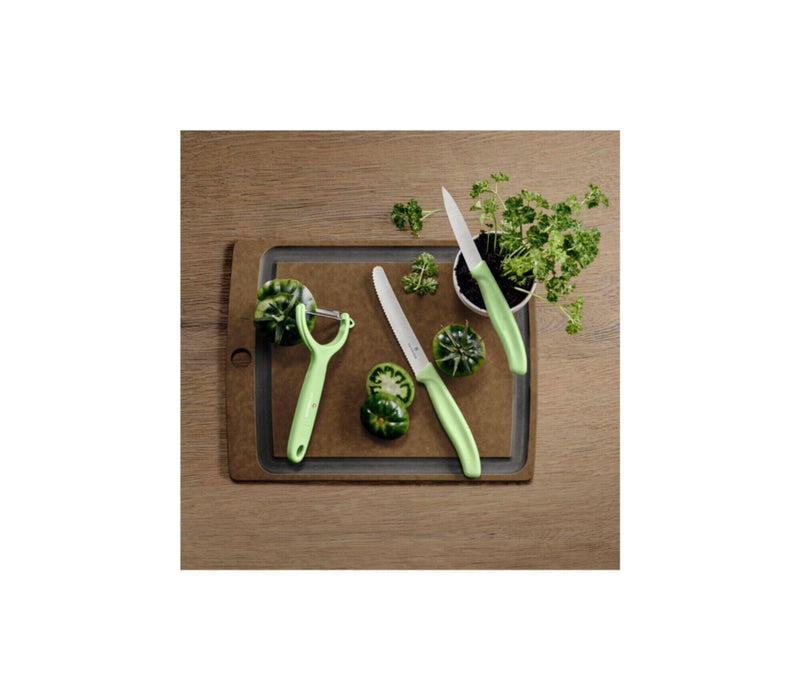 VICTORINOX | Swiss Classic Trend Colors Paring Knife Set 3 Pieces Light Green | 6.7116.33L42