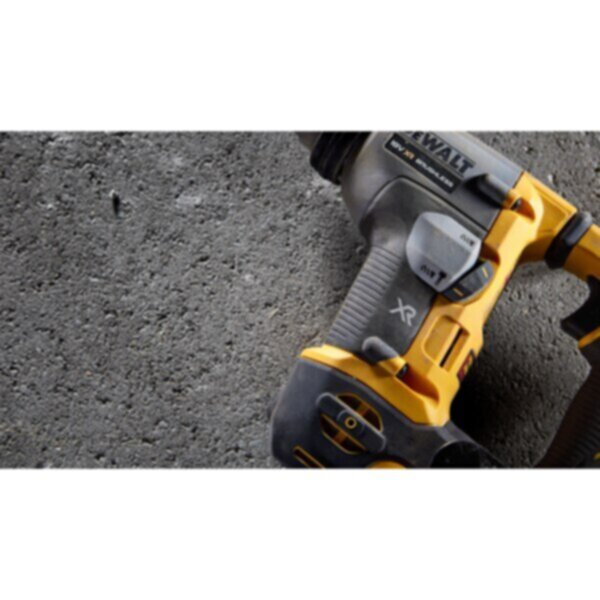 DEWALT | Brushless SDS-Plus Hammer Drill 2 Battery 5.0 Ah + Charger 18V | DCH172P2-GB