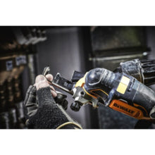 DEWALT | Brushless Multi Oscillation Tool 2 Battery 2.0 Ah + Charger 18V | DCS355D2-QW