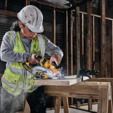 DEWALT | Brushless Circular Saw 7