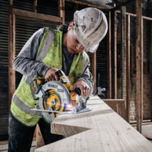 DEWALT | Brushless Circular Saw 7