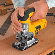 DEWALT | Top Handle Jig Saw Kit 701W 800-3100spm | DW331K-B5