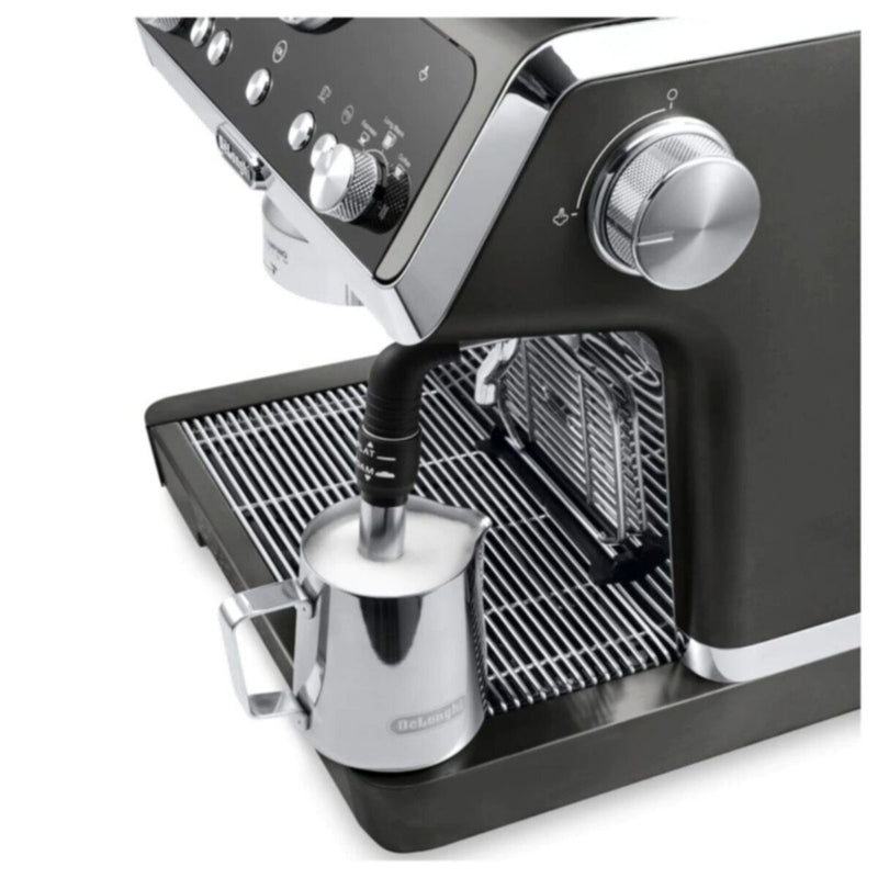 DELONGHI | La Specialista Pump Espresso Coffee Machine Black | EC9335.BK