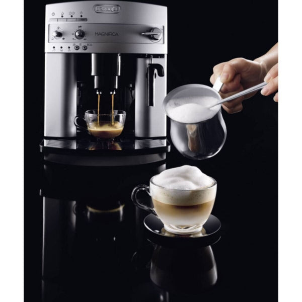 DELONGHI | Magnifica Bean to Cup Fully Automatic Espresso Coffee Machine Silver | ESAM3200.S