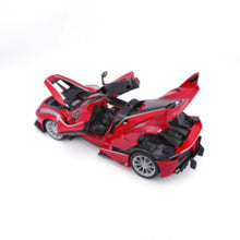 BBURAGO | Ferrari R&P 1:18 Ferrari FXX-K Red Car | 47516010