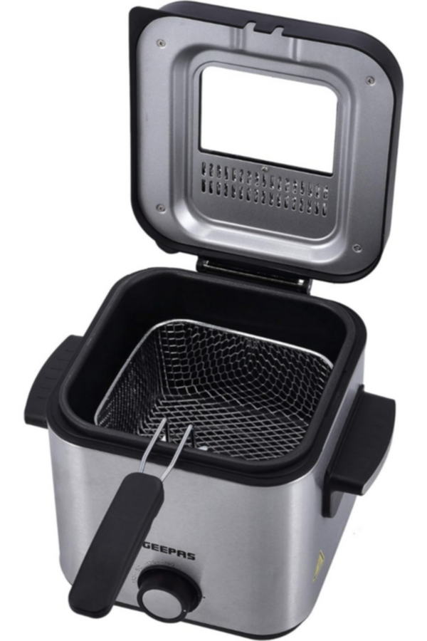 GEEPAS | 1.5 Liters Deep Fryer With Viewing Window | GDF36016