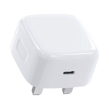 NYORK | International Adapter USB-C 20W | HA 692