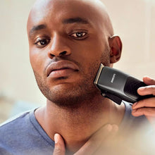 PHILIPS | 3000 Series Trim-n-Flow Hair Clipper with Stainless Steel Blades | HC3100/13