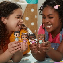 HASBRO |Baby Alive Foodie Cuties, Party Series 2, Surprise Toy, 3-Inch Doll for Kids 3 and Up, 10 Surprises in Portable Case | HSO106TOY01344