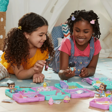 HASBRO |Baby Alive Foodie Cuties, Party Series 2, Surprise Toy, 3-Inch Doll for Kids 3 and Up, 10 Surprises in Portable Case | HSO106TOY01344