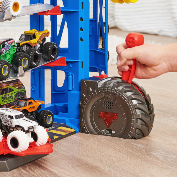 Monster Jam Garage Playset and Storage with Exclusive Grave Digger Monster Truck | IBD106TOY02712