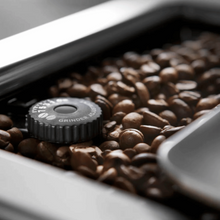 DELONGHI | PrimaDonna Elite Experience Automatic Coffee Machine Metal Silver | ECAM650.85.MS