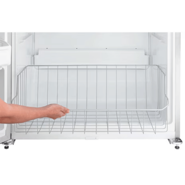 FRIGIDAIRE | UprightÂ Freezer 566.3Ltrs White Inverter Compressor | MFUF2021CW