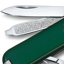 VICTORINOX | Classic SD 7 Function Multi Utility Knife | 0.6223.4