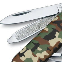 VICTORINOX | Classic SD 7 Function Multi Utility Knife | 0.6223.94