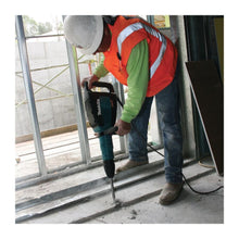 MAKITA | 27 lb. AVT Demolition Hammer, accepts SDSâ€‘Max bits  | HM-1214C