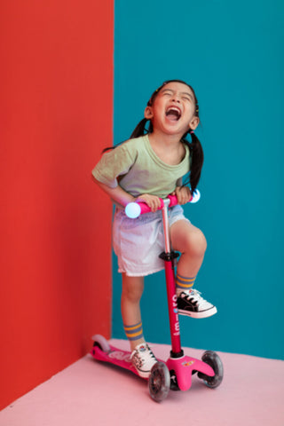Mini MICRO | Deluxe Magic Pink Scooter MMd130 | 44000130