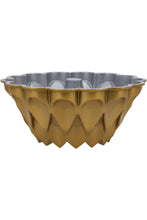 ROYALFORD | 24CM Die-Cast Peacock Cake Mould1X24 | RF10198