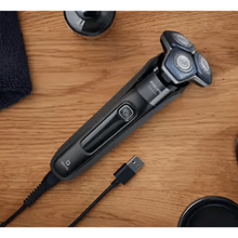 PHILIPS | Shaver Series 7000 Wet & Dry Electric Shaver | S7885/50