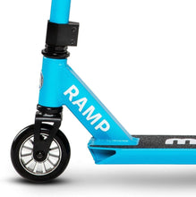 MICRO | Mx Ramp Beginner Stunt Scooter Cyan SA0192 | 44000192