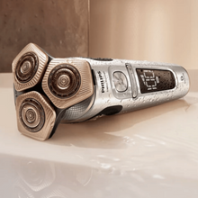 PHILIPS | S900 Prestige Wet & Dry Electric Shaver with Skin IQ | SP9871/22