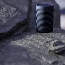 B&O | BEOSOUND EXPLORE Waterproof Outdoor Speaker Navy | TE0178965