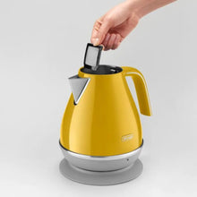 DELONGHI | Icona Capitals Yellow Vintage Style Kettle, 1.7 L KBOC3001.Y | 210110114