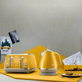 DELONGHI | Icona Capitals Yellow Vintage Style Kettle, 1.7 L KBOC3001.Y | 210110114