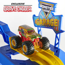 Monster Jam Garage Playset and Storage with Exclusive Grave Digger Monster Truck | IBD106TOY02712