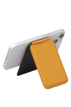 موفت | محفظة وحامل Snap Flash - متوافق مع MagSafe باللون الأصفر